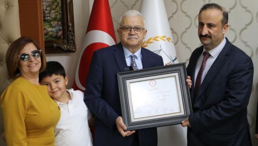 ali-kemal-deveciler-mazbata.jpg