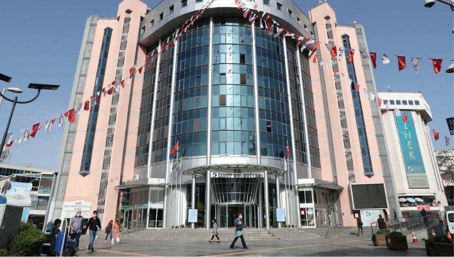 izmit-belediyesi-foto.jpg