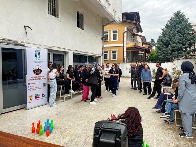 Özel Sakarya Bakım Merkezi’ni ziyaret ettiler