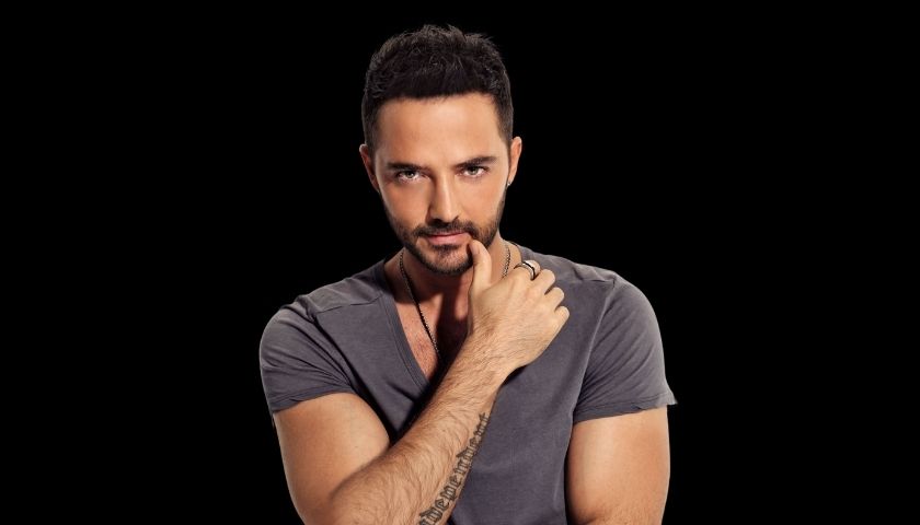 Gökhan Özen’den 25. Yıla Özel Konser: Müzikseverlere Nostalji ve Yenilik Bir Arada